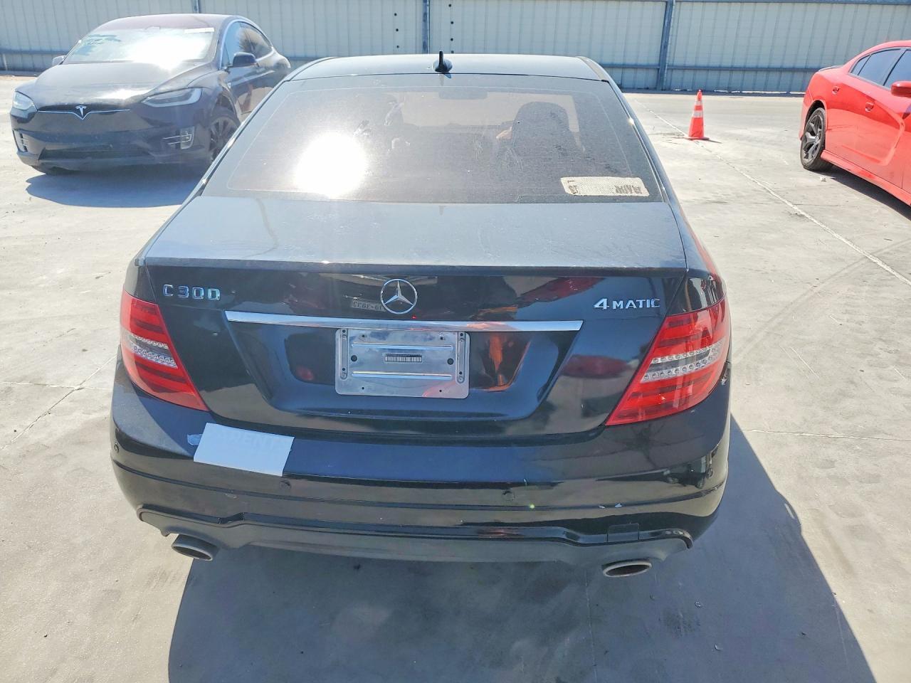 2012 MERCEDES-BENZ C 300 4MATIC — Фото 6 из 12