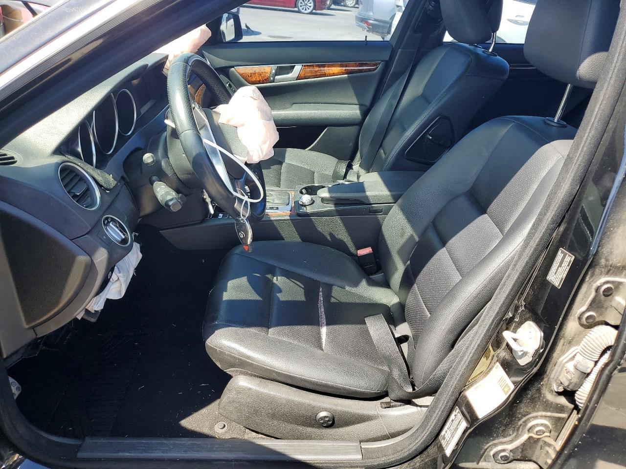 2012 MERCEDES-BENZ C 300 4MATIC — Фото 7 из 12