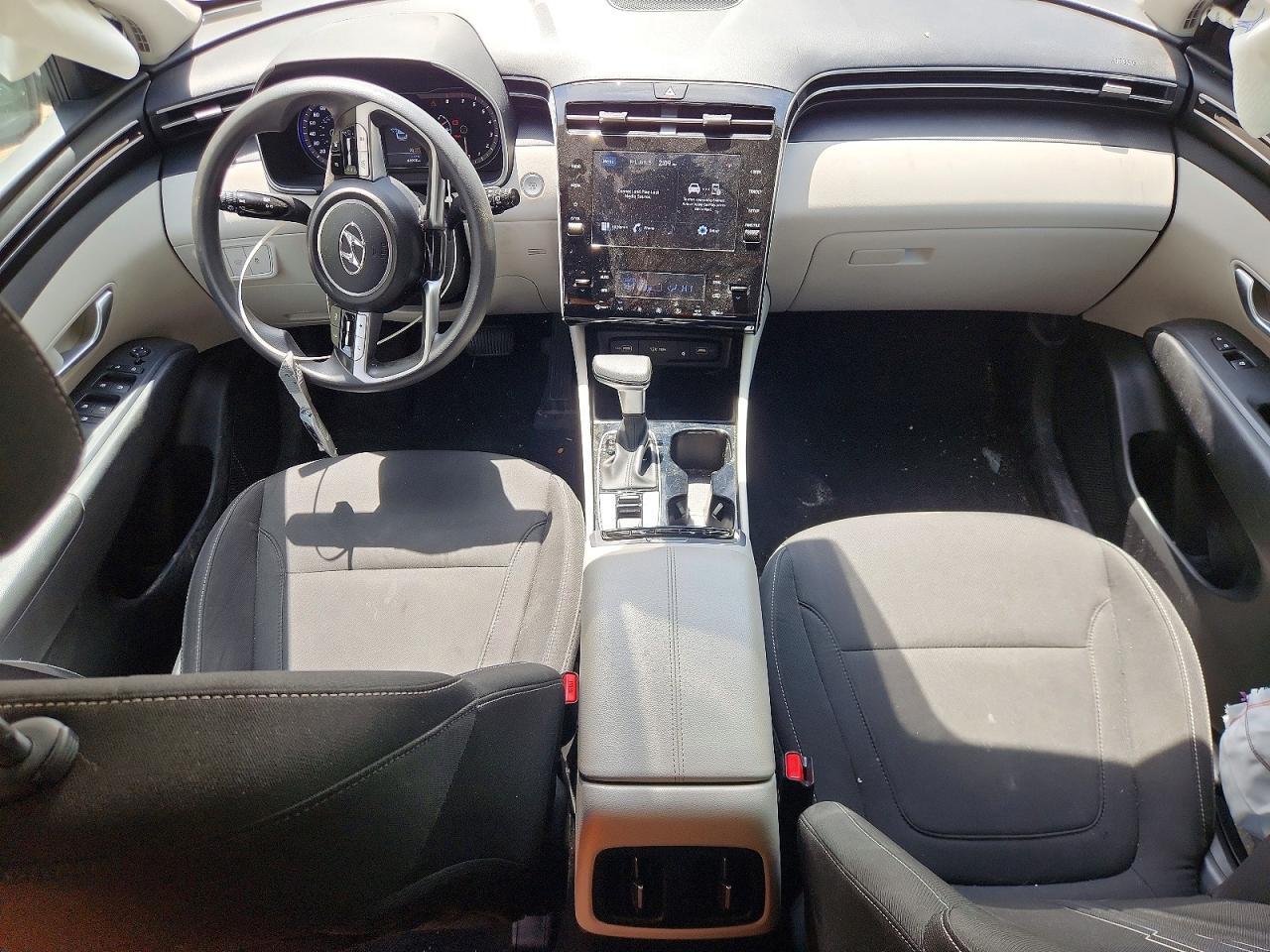 2024 HYUNDAI TUCSON — Фото 8 из 13