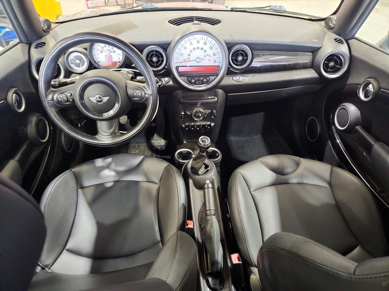 2012 MINI COOPER — Фото 8 из 12