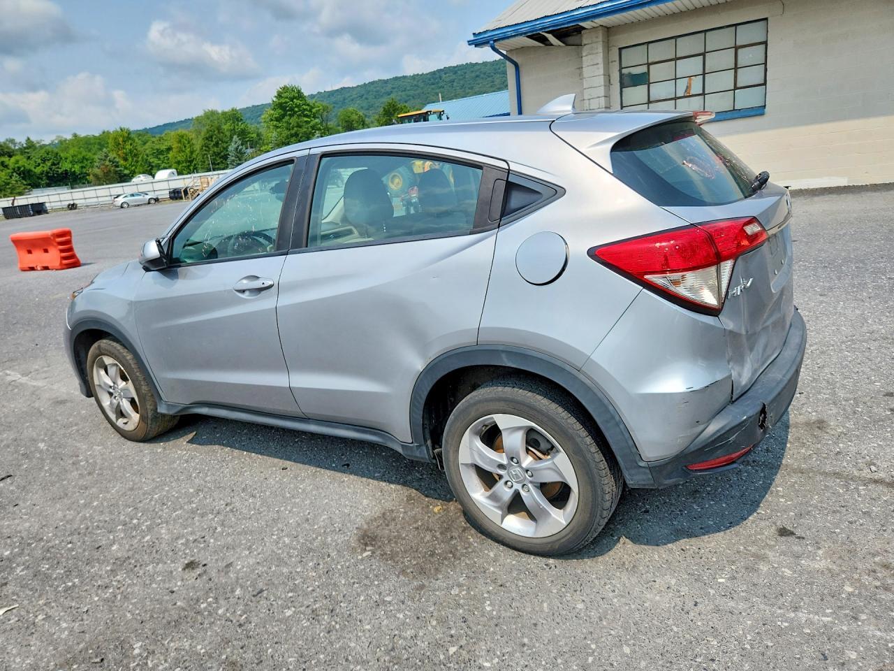 2020 HONDA HR-V LX — Фото 2 из 13