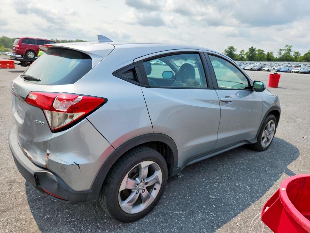 2020 HONDA HR-V LX — Фото 3 из 13