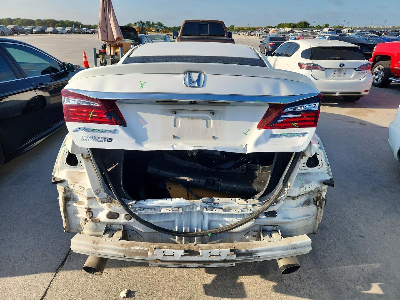2016 HONDA ACCORD SPORT — Фото 6 из 13