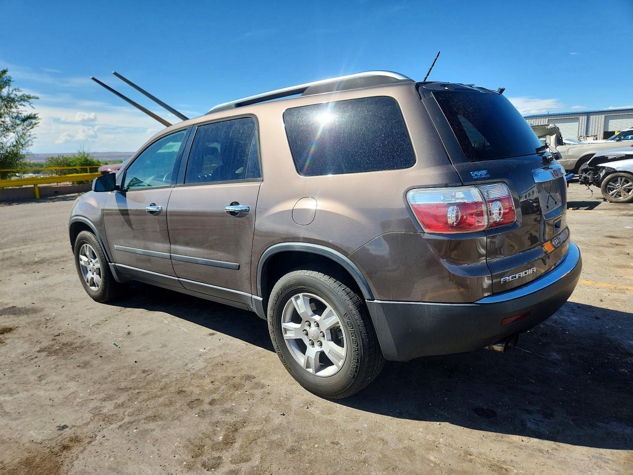 2009 GMC ACADIA SLE — Фото 2 из 13