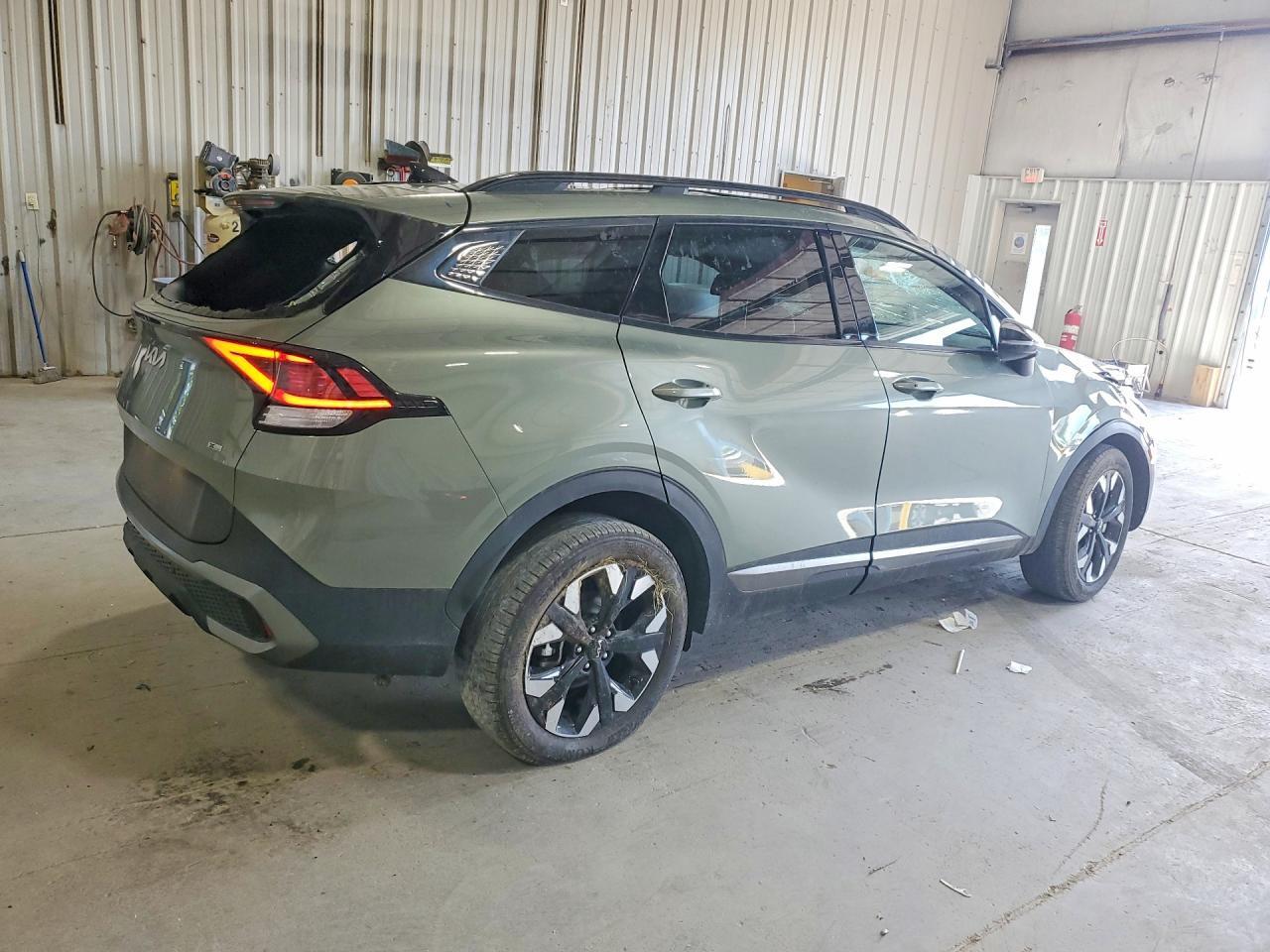 2024 KIA SPORTAGE X LINE — Фото 3 из 12