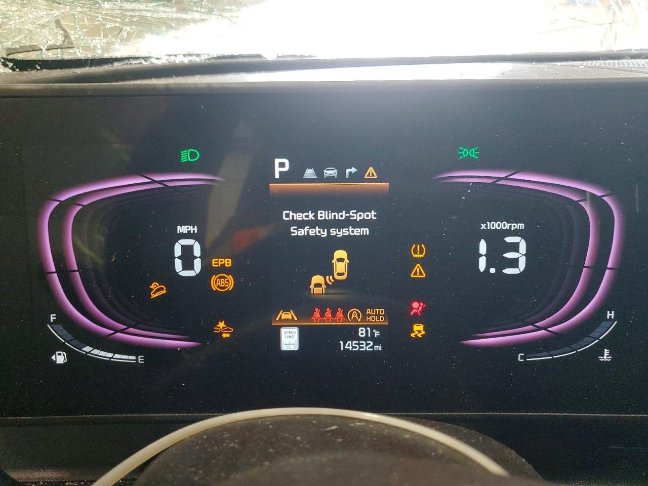 2024 KIA SPORTAGE X LINE — Фото 9 из 12
