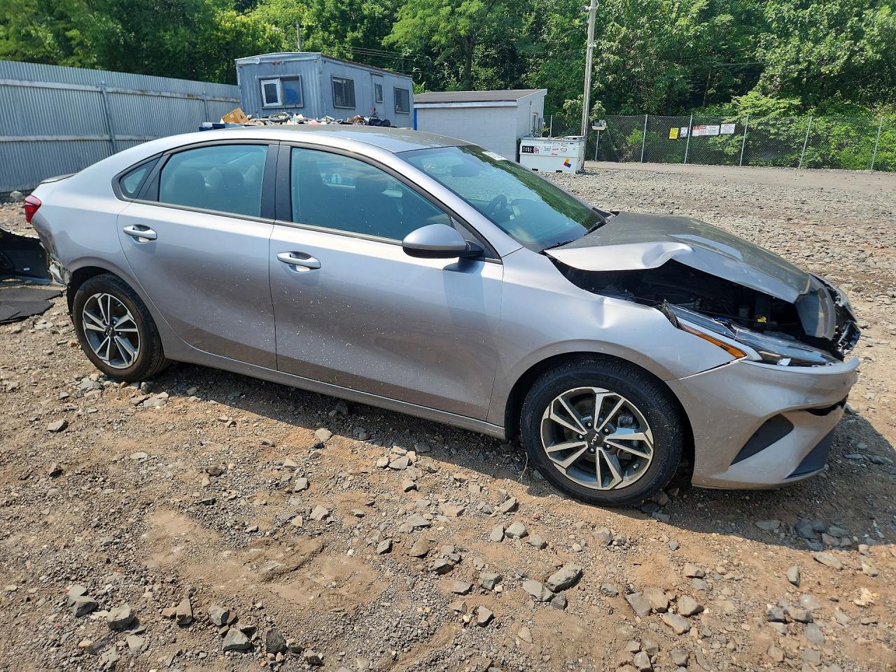 2024 KIA FORTE LXS — Фото 4 из 13