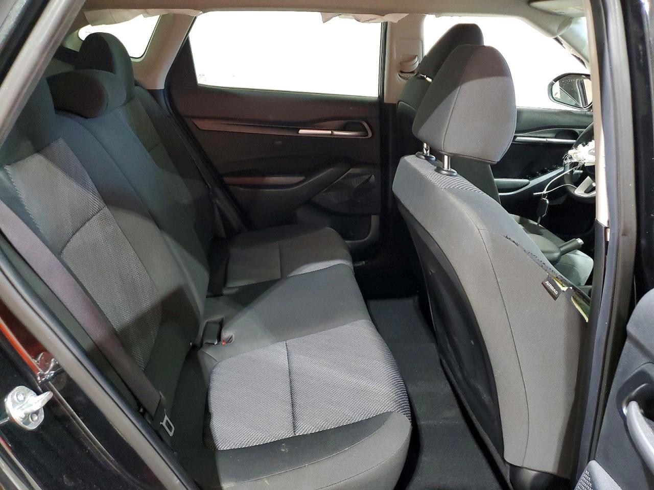 2024 KIA SELTOS LX — Фото 11 из 13