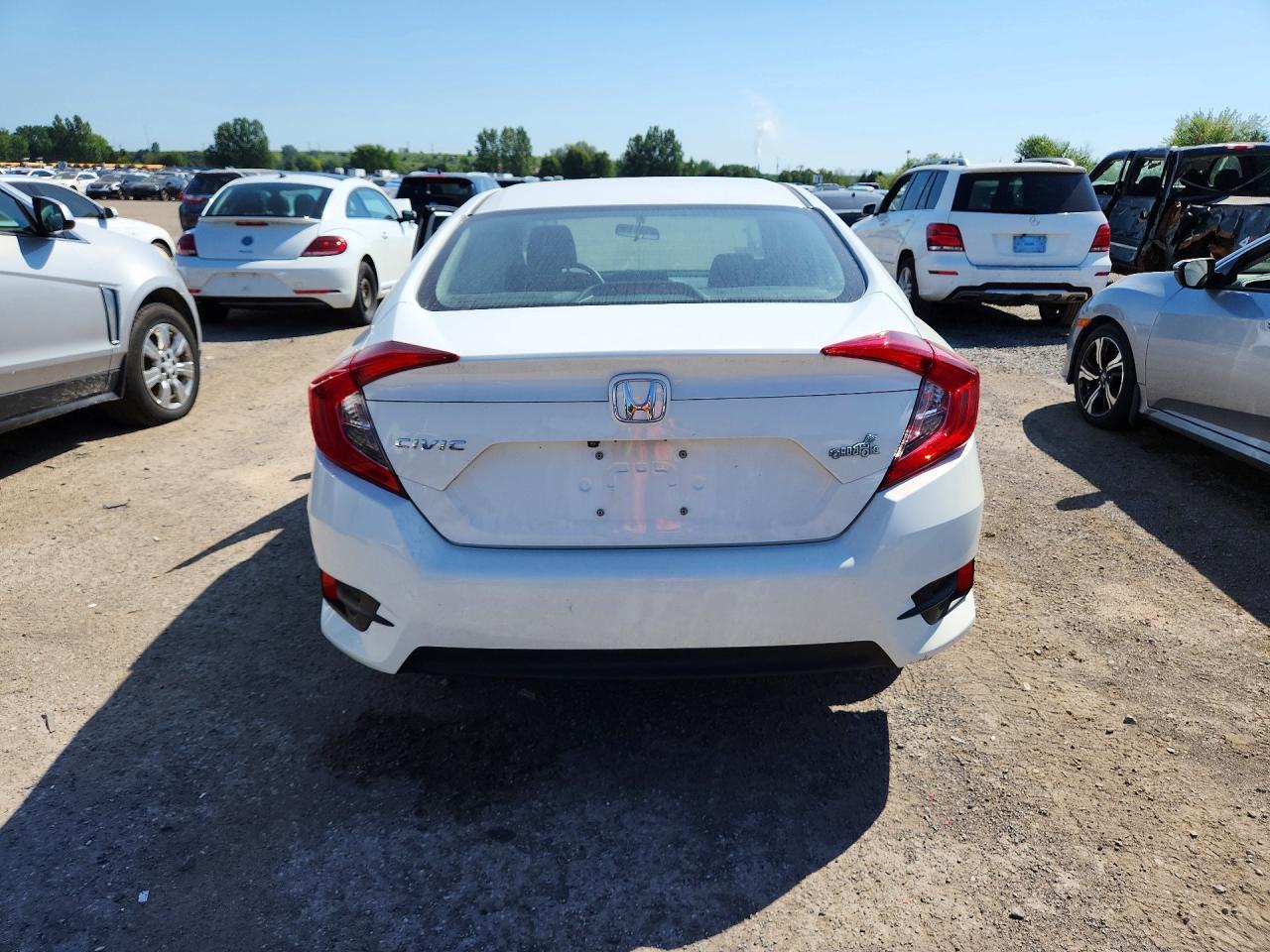 2016 HONDA CIVIC LX — Фото 6 из 13