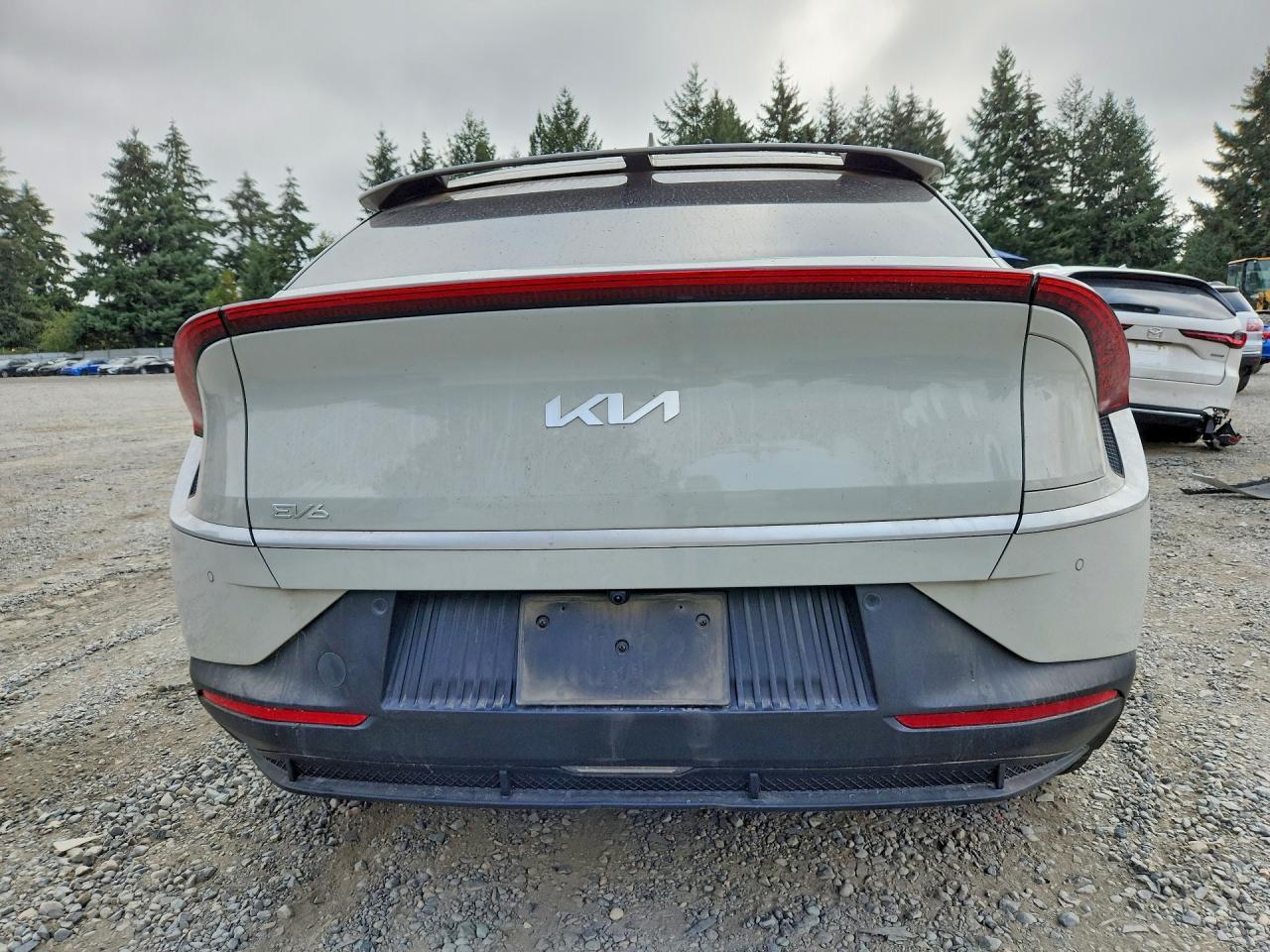 2024 KIA EV6 LIGHT LONG RANGE — Фото 6 из 13