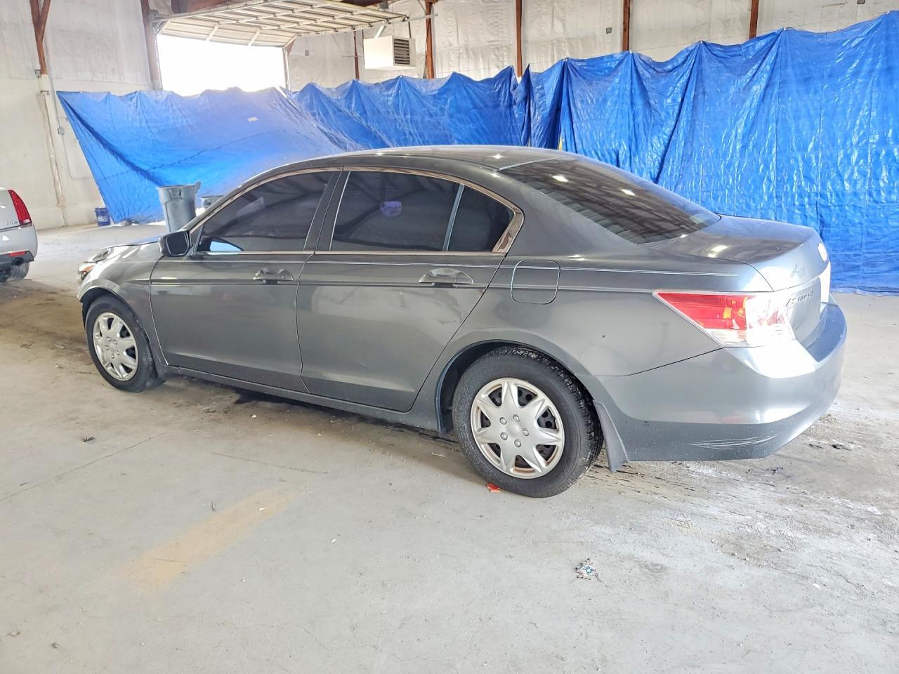 2009 HONDA ACCORD LX — Фото 2 из 12
