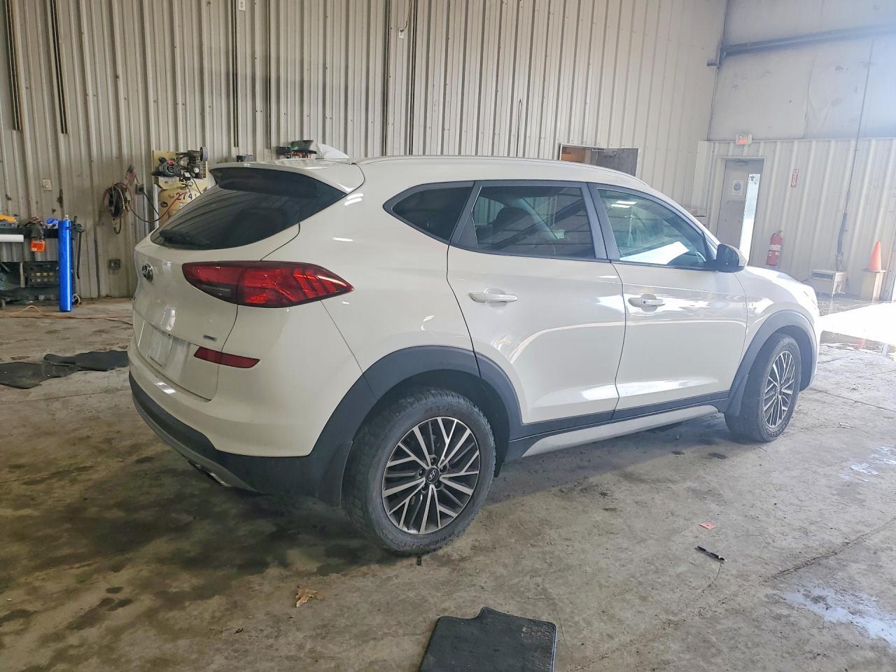 2020 HYUNDAI TUCSON SEL — Фото 3 из 13