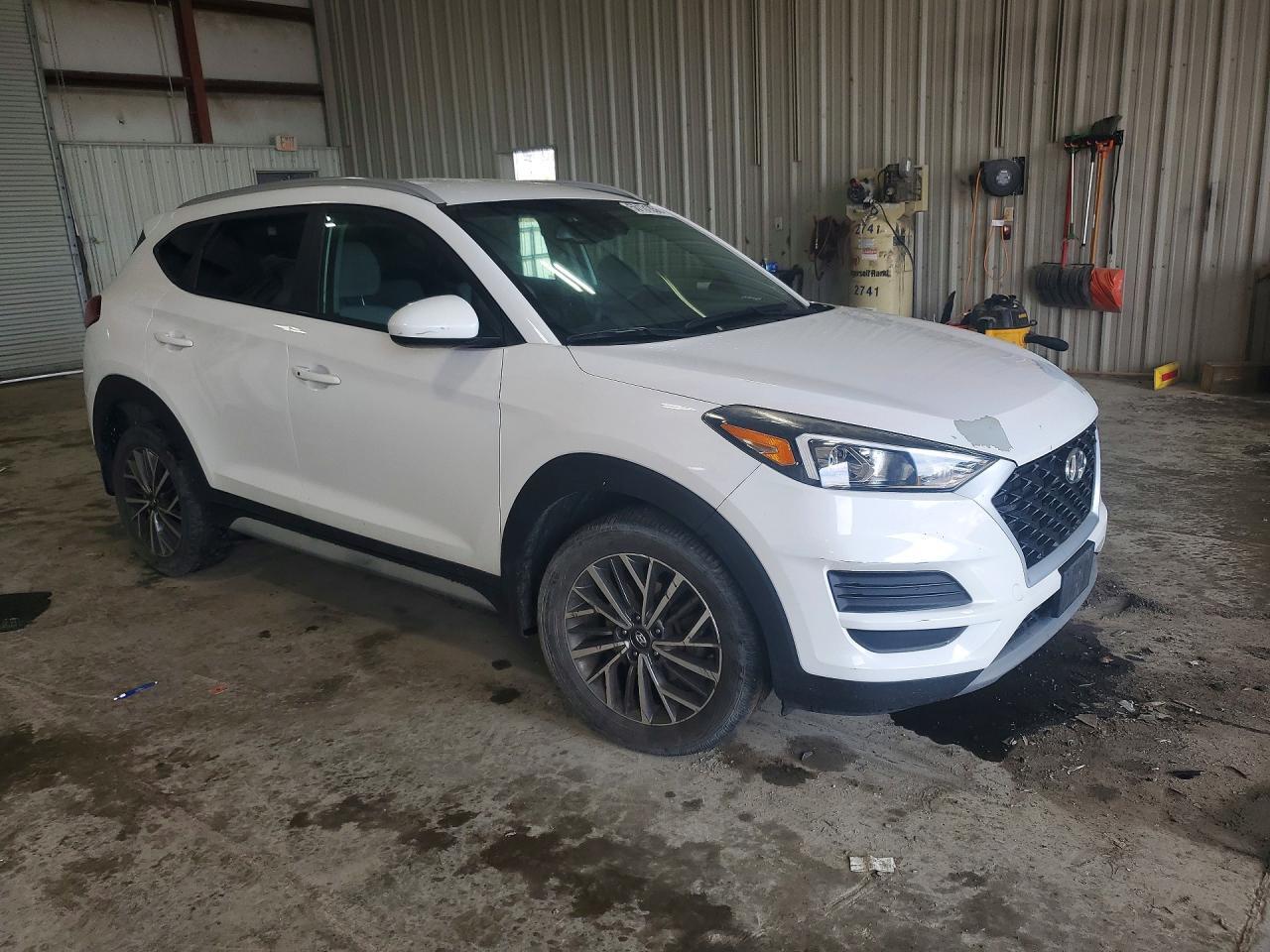 2020 HYUNDAI TUCSON SEL — Фото 4 из 13