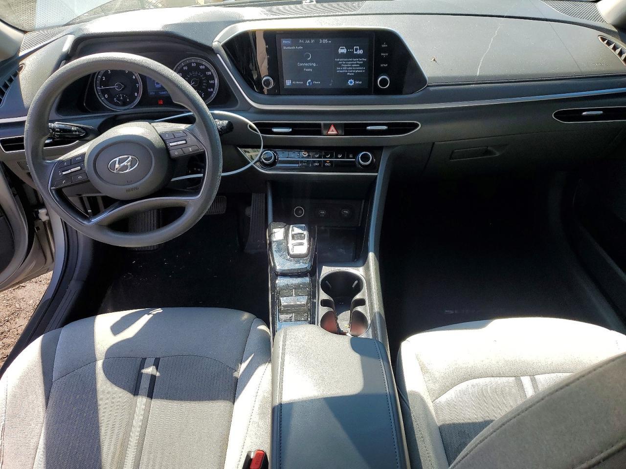 2020 HYUNDAI SONATA SE — Фото 8 из 12