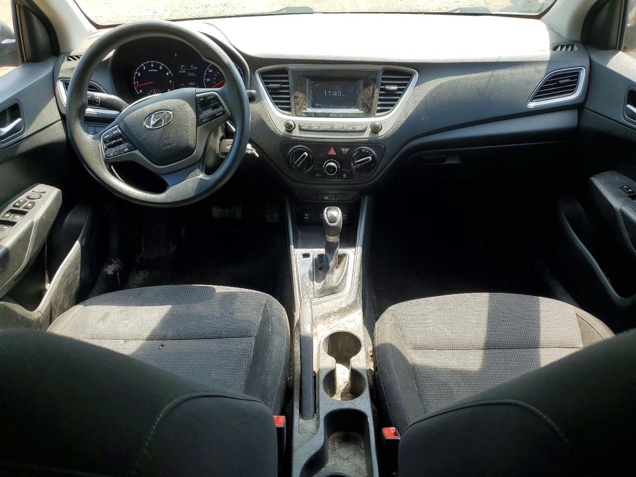 2020 HYUNDAI ACCENT SE — Фото 8 из 12