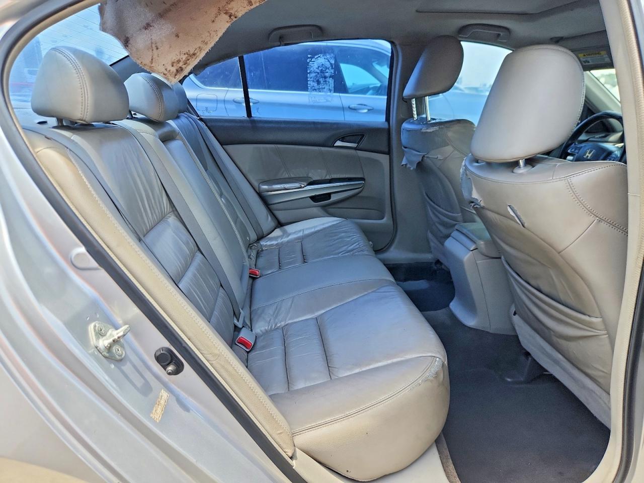 1HGCP26829A145633 2009 HONDA ACCORD photo no. 10
