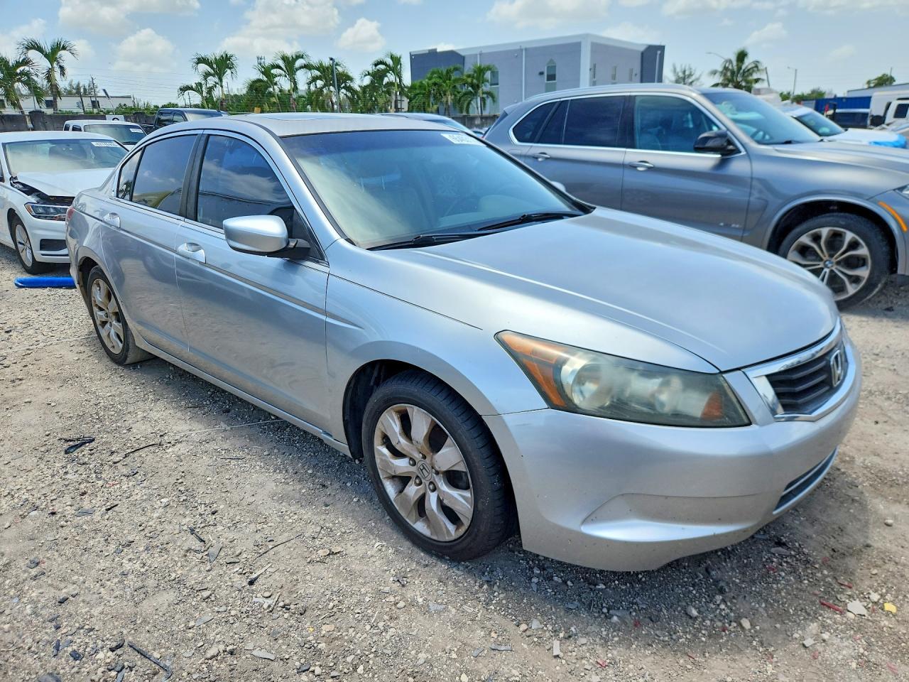 1HGCP26829A145633 2009 HONDA ACCORD photo no. 4