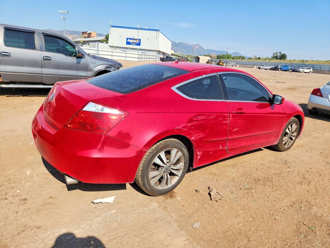 1HGCS12829A015818 2009 HONDA ACCORD photo no. 3