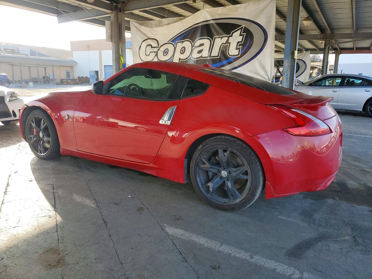 2012 NISSAN 370Z BASE — Фото 2 из 12