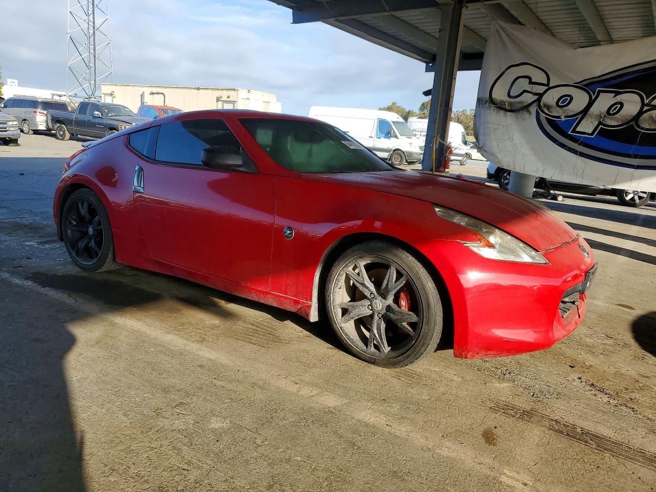 2012 NISSAN 370Z BASE — Фото 4 из 12