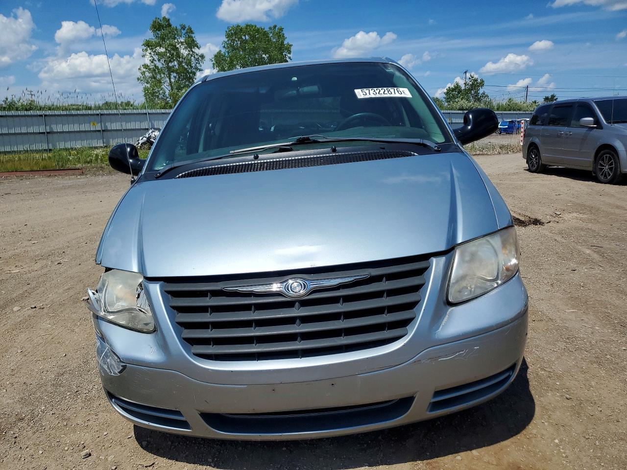 2006 CHRYSLER TOWN & COUNTRY — Фото 5 из 13