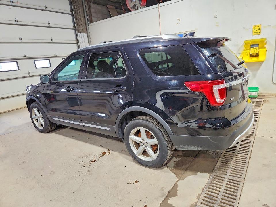2016 FORD EXPLORER XLT — Фото 2 из 14