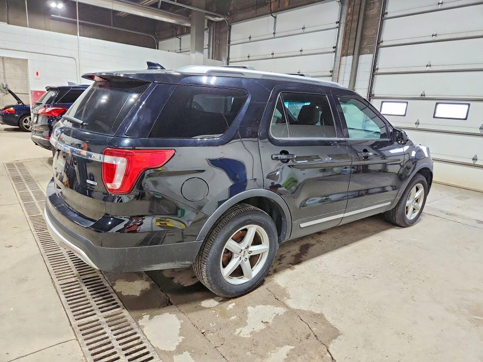 2016 FORD EXPLORER XLT — Фото 3 из 14