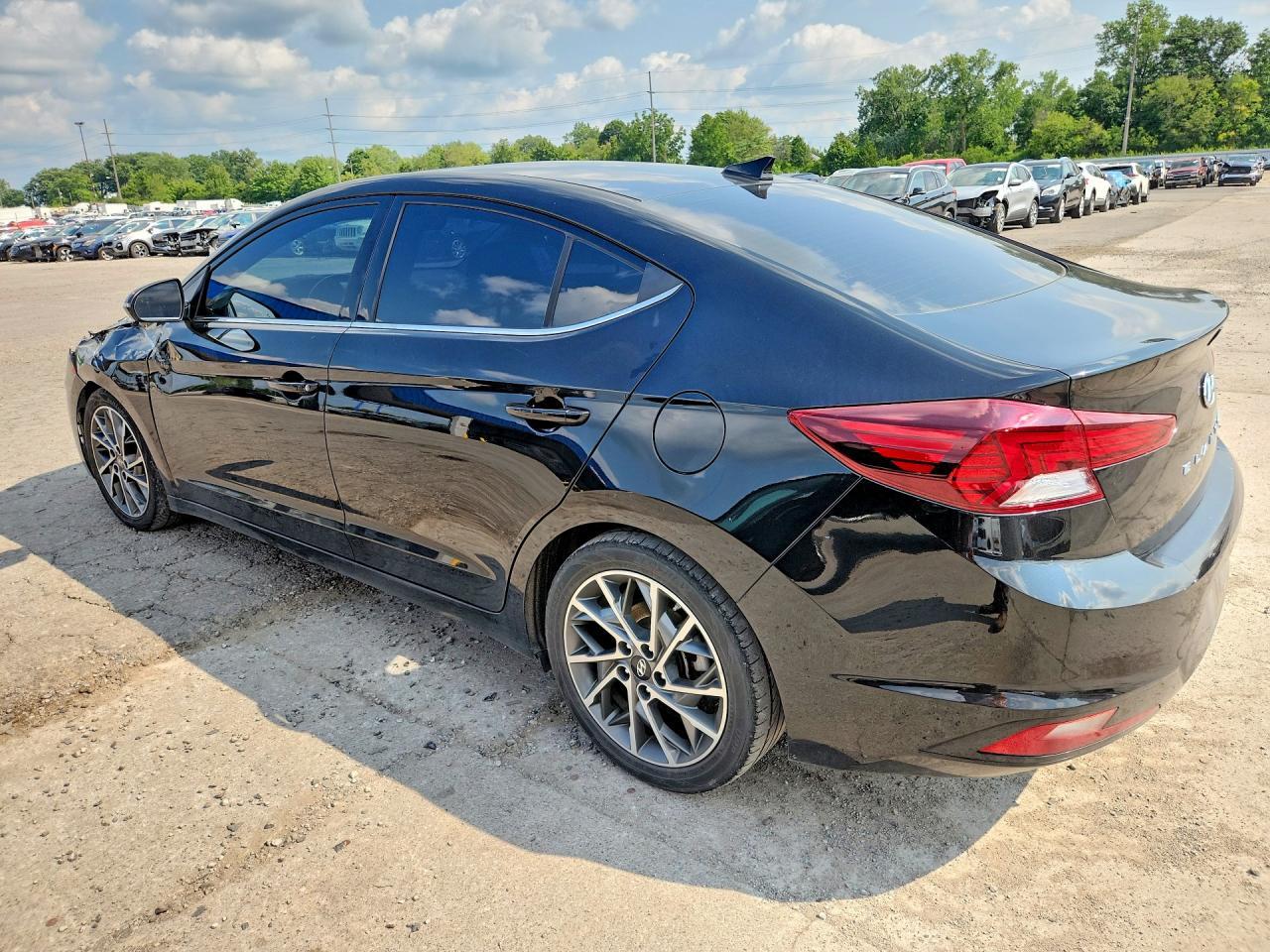 2020 HYUNDAI ELANTRA LIMITED — Фото 2 из 12
