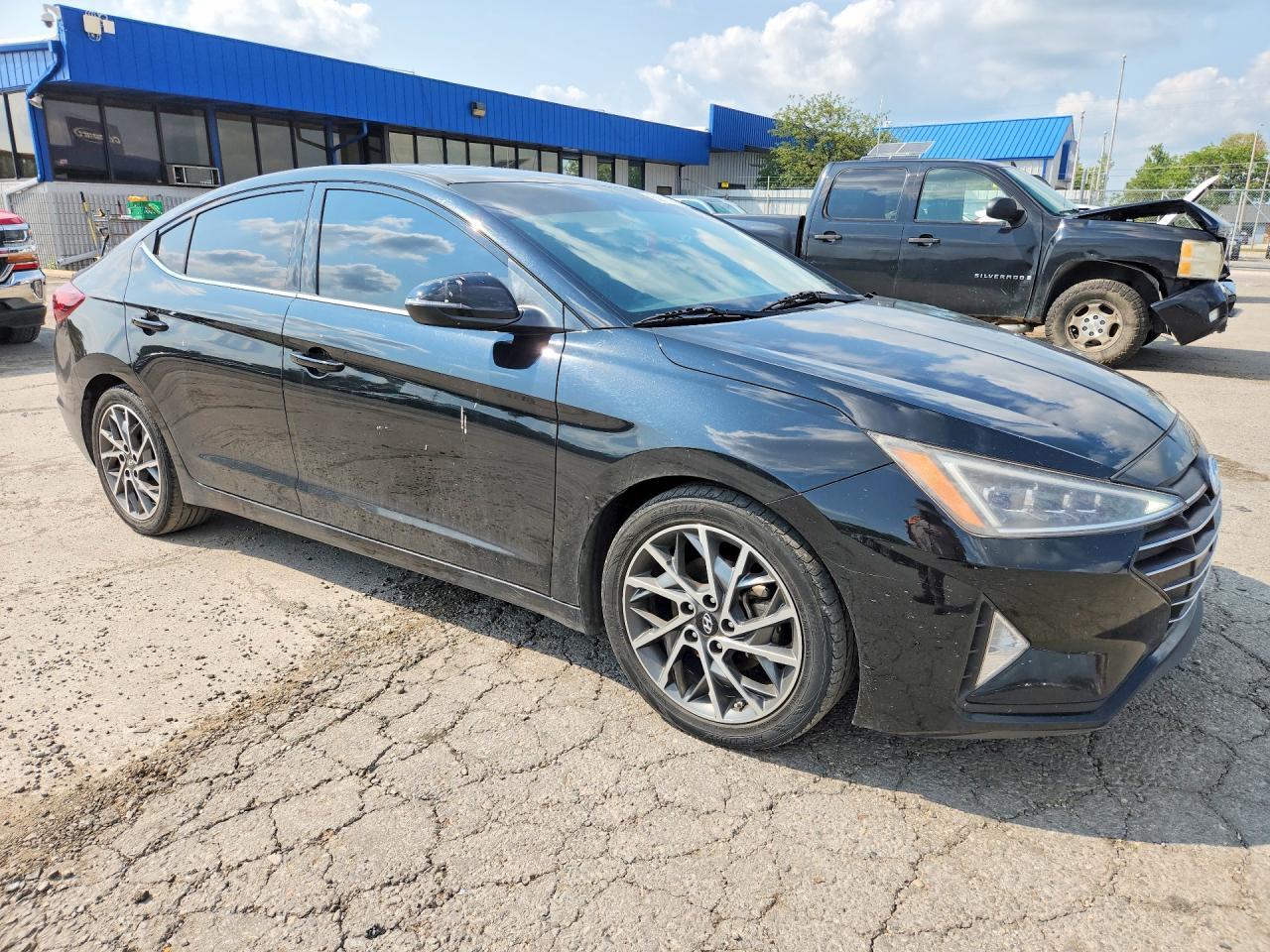 2020 HYUNDAI ELANTRA LIMITED — Фото 4 из 12
