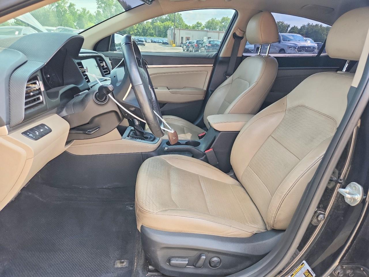 2020 HYUNDAI ELANTRA LIMITED — Фото 7 из 12