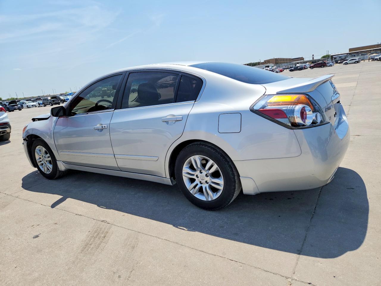 2012 NISSAN ALTIMA 2.5 — Фото 2 из 12