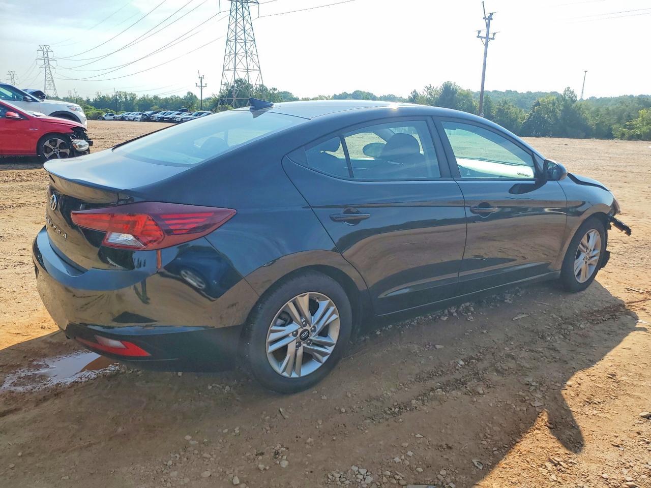 2020 HYUNDAI ELANTRA VALUE EDITION — Фото 3 из 13