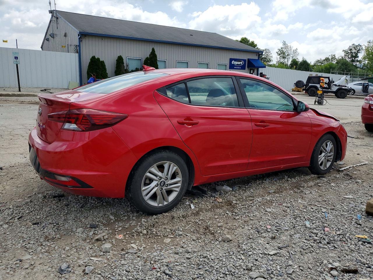 2020 HYUNDAI ELANTRA SEL — Фото 3 из 12