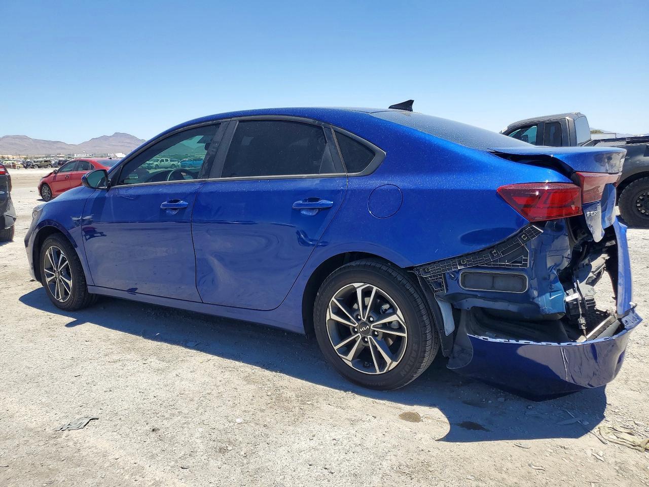 2024 KIA FORTE LXS — Фото 2 из 12