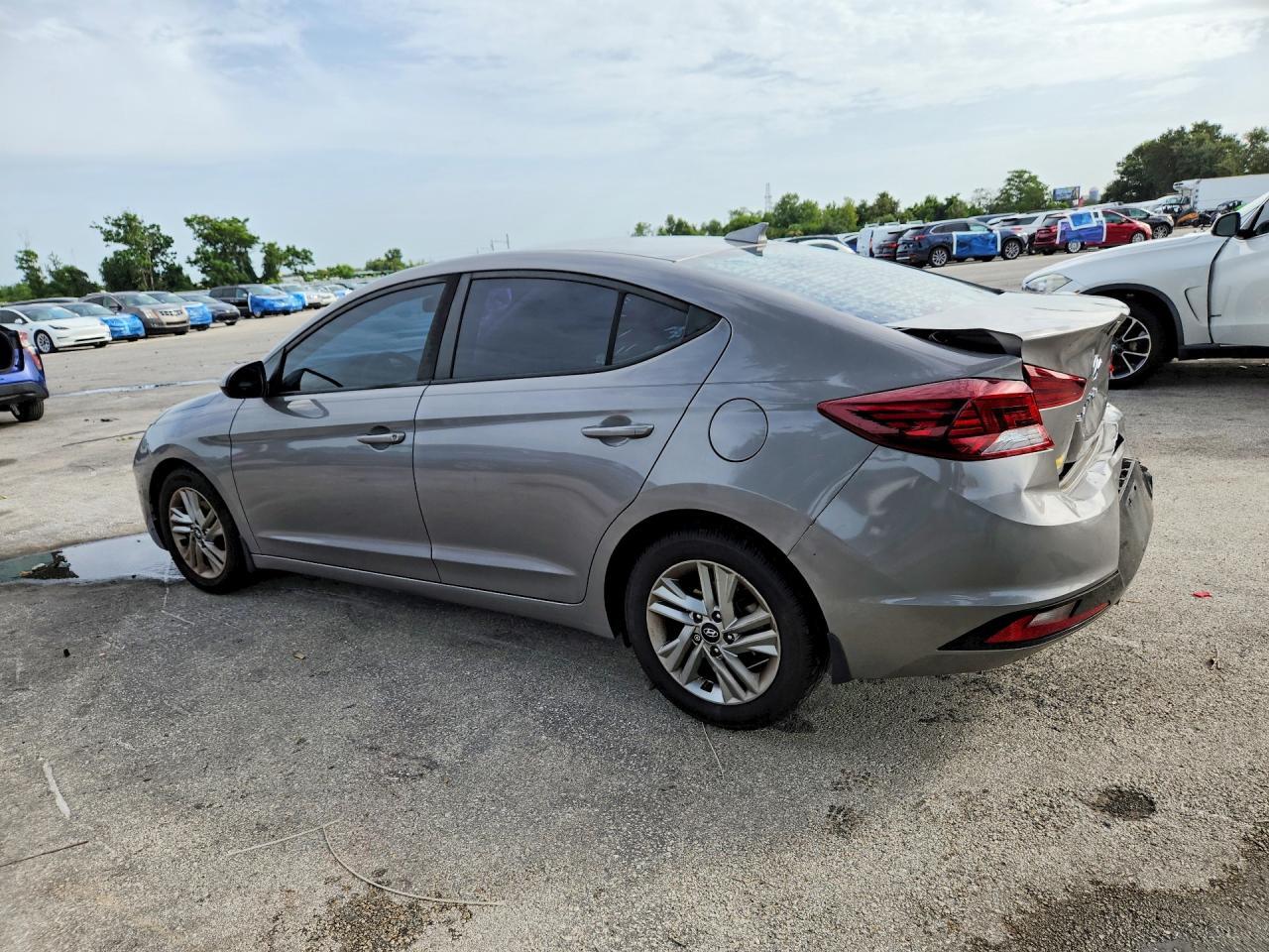 2020 HYUNDAI ELANTRA SEL — Фото 2 из 12