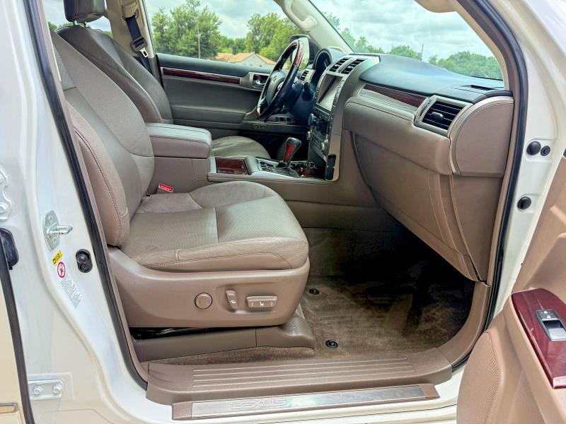 2016 LEXUS GX 460 — Фото 5 из 10