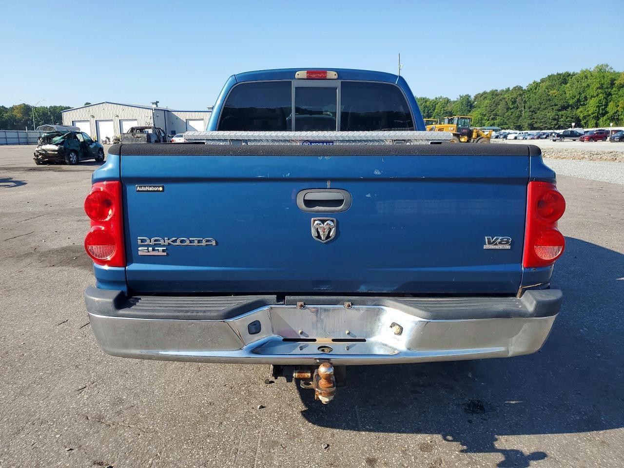 2006 DODGE DAKOTA QUAD SLT — Фото 6 из 12