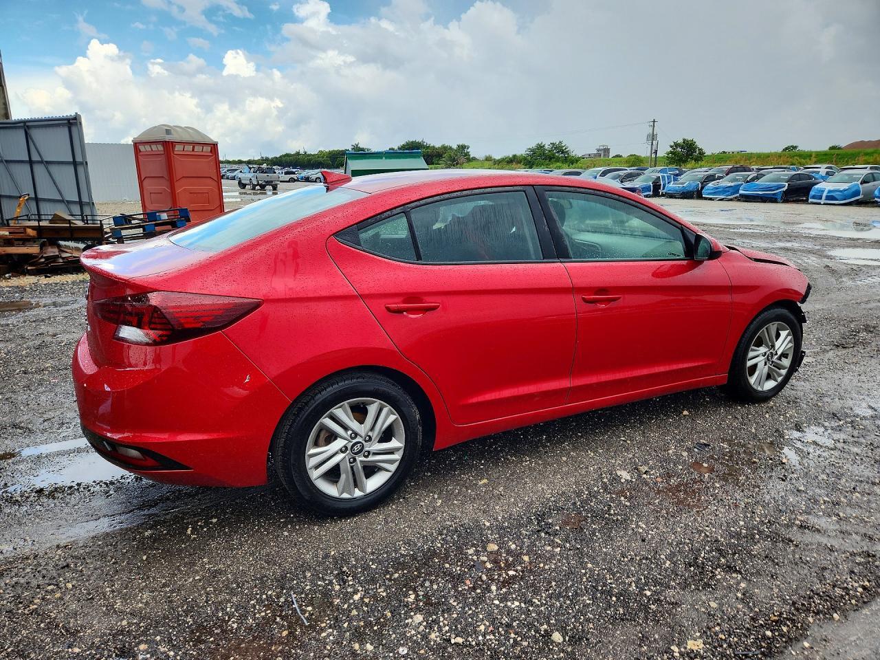 2020 HYUNDAI ELANTRA — Фото 3 из 13