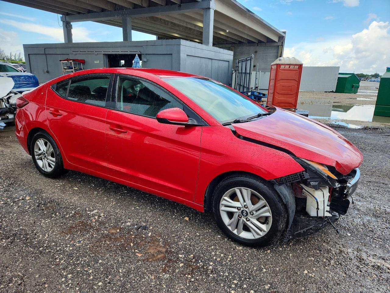 2020 HYUNDAI ELANTRA — Фото 4 из 13