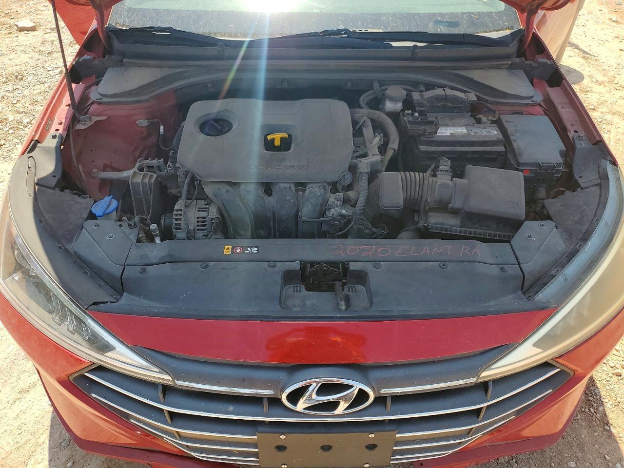 2020 HYUNDAI ELANTRA SEL — Фото 11 из 12