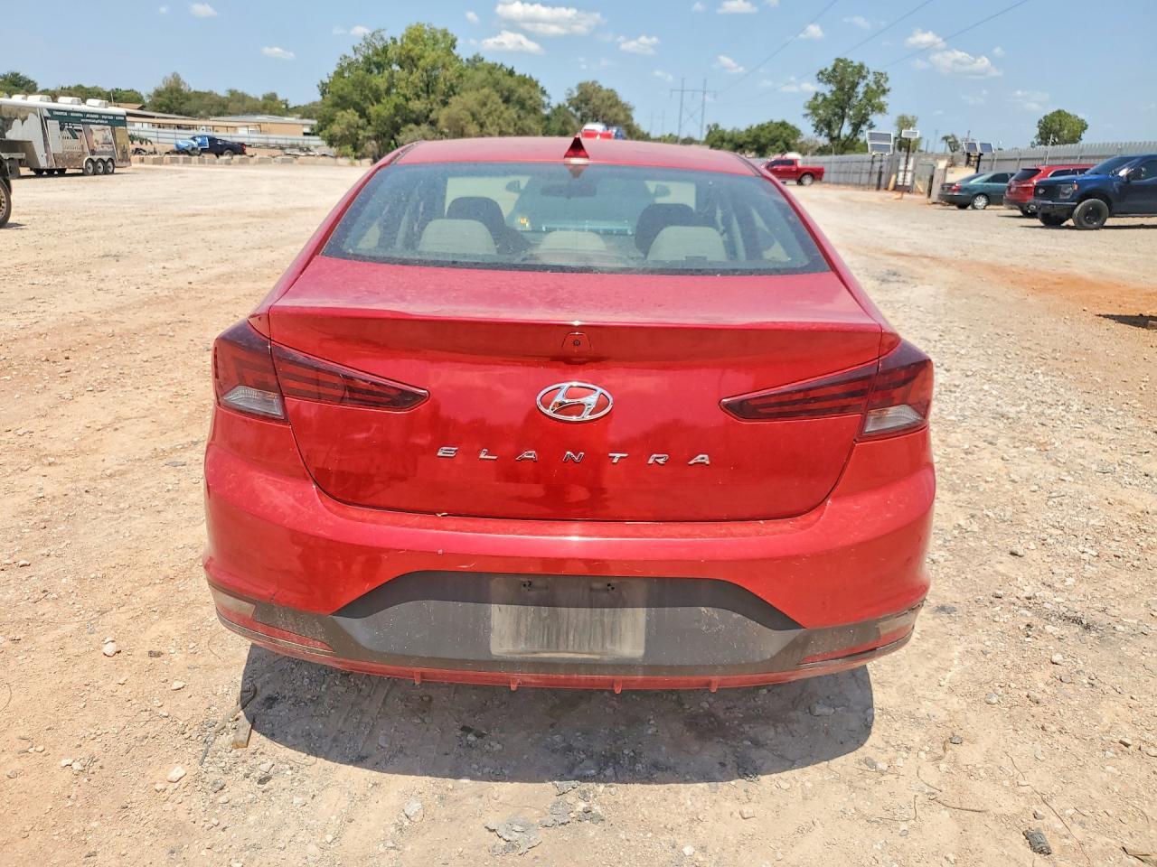 2020 HYUNDAI ELANTRA SEL — Фото 6 из 12