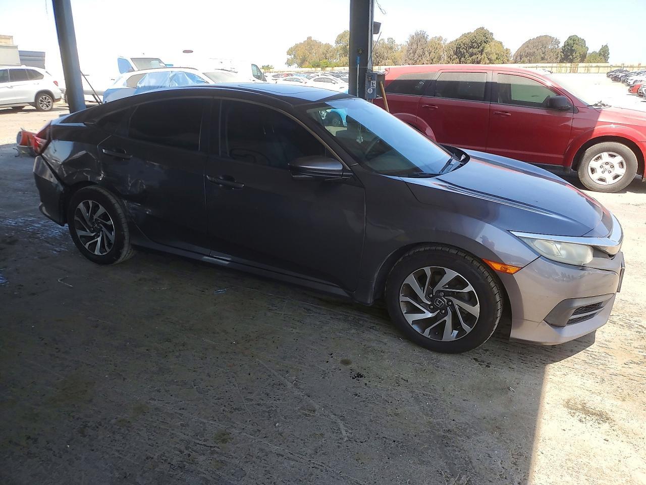 2016 HONDA CIVIC EX — Фото 4 из 12