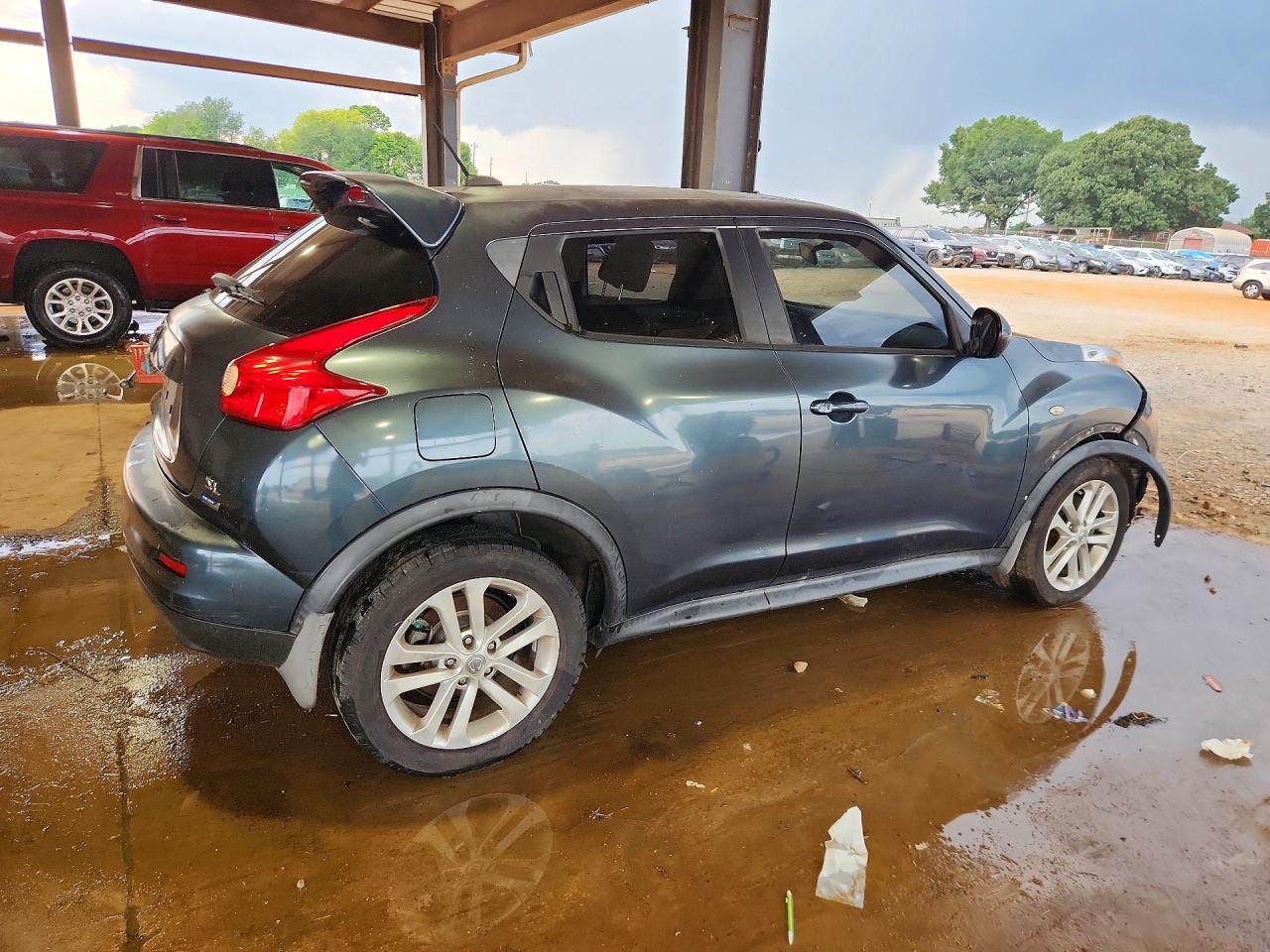 JN8AF5MR4CT111960 2012 NISSAN JUKE photo no. 3