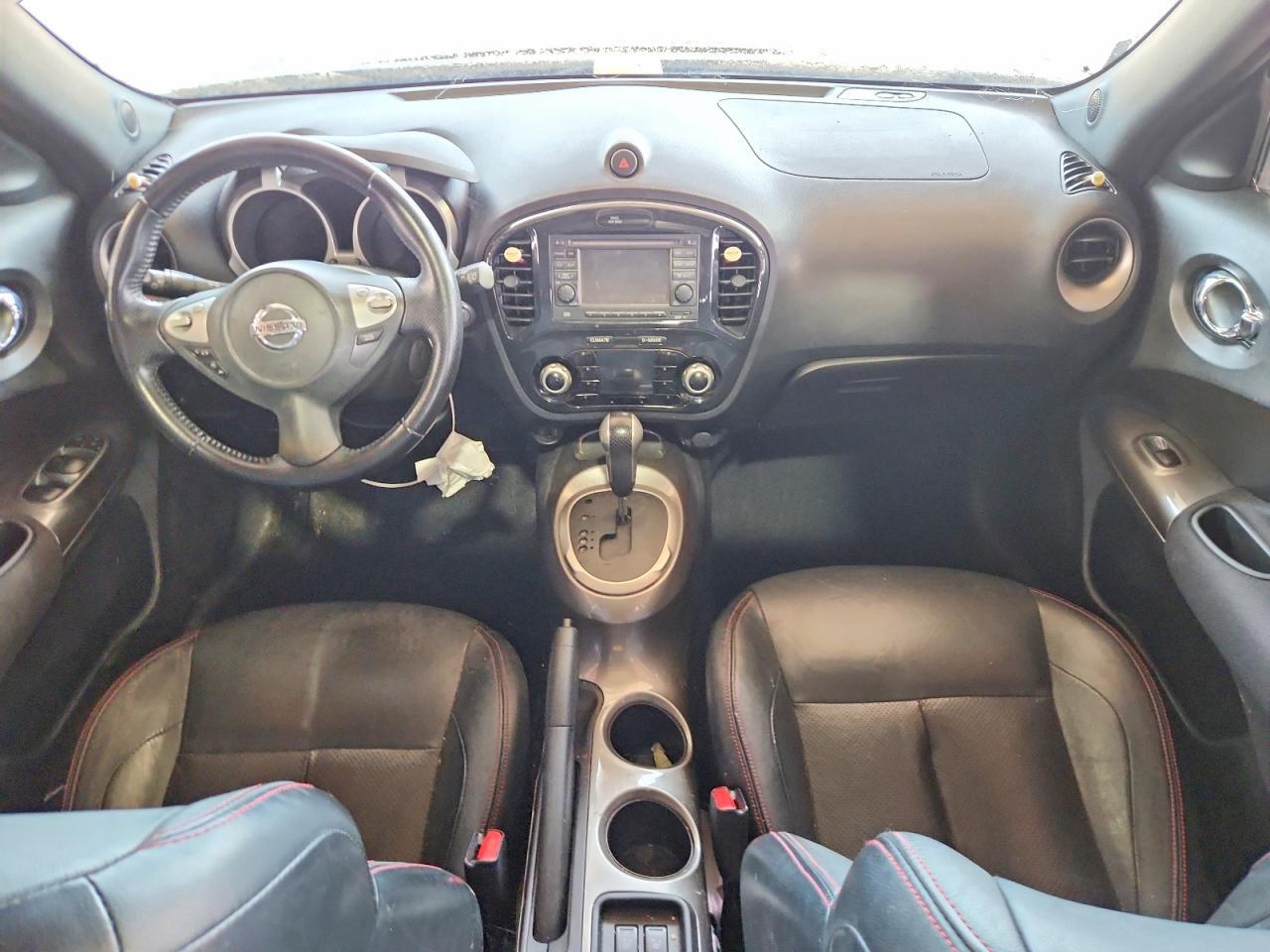 JN8AF5MR4CT111960 2012 NISSAN JUKE photo no. 8