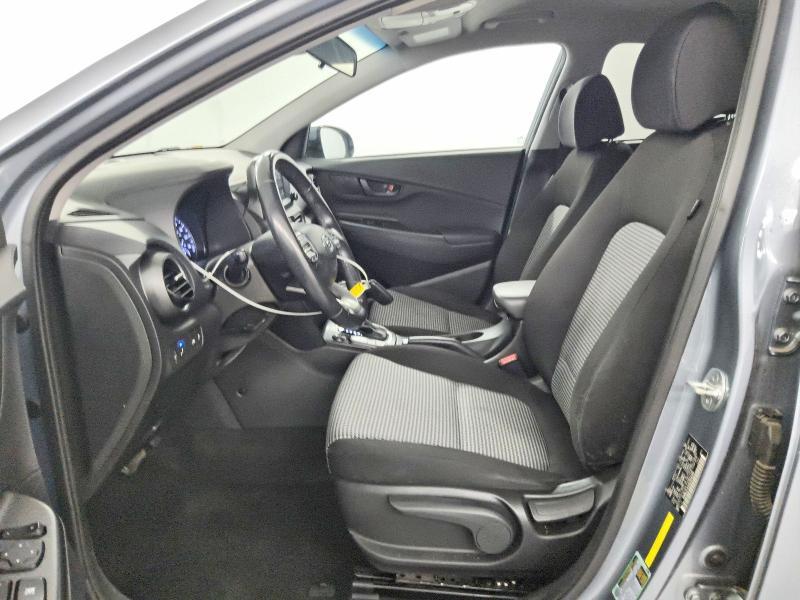 2020 HYUNDAI KONA SEL — Фото 7 из 12