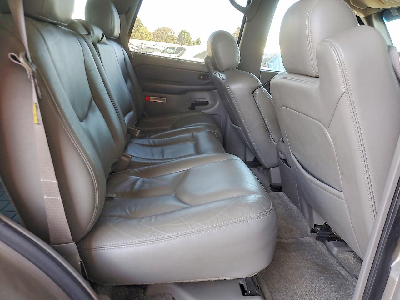 2003 CHEVROLET TAHOE K1500 — Фото 11 из 13