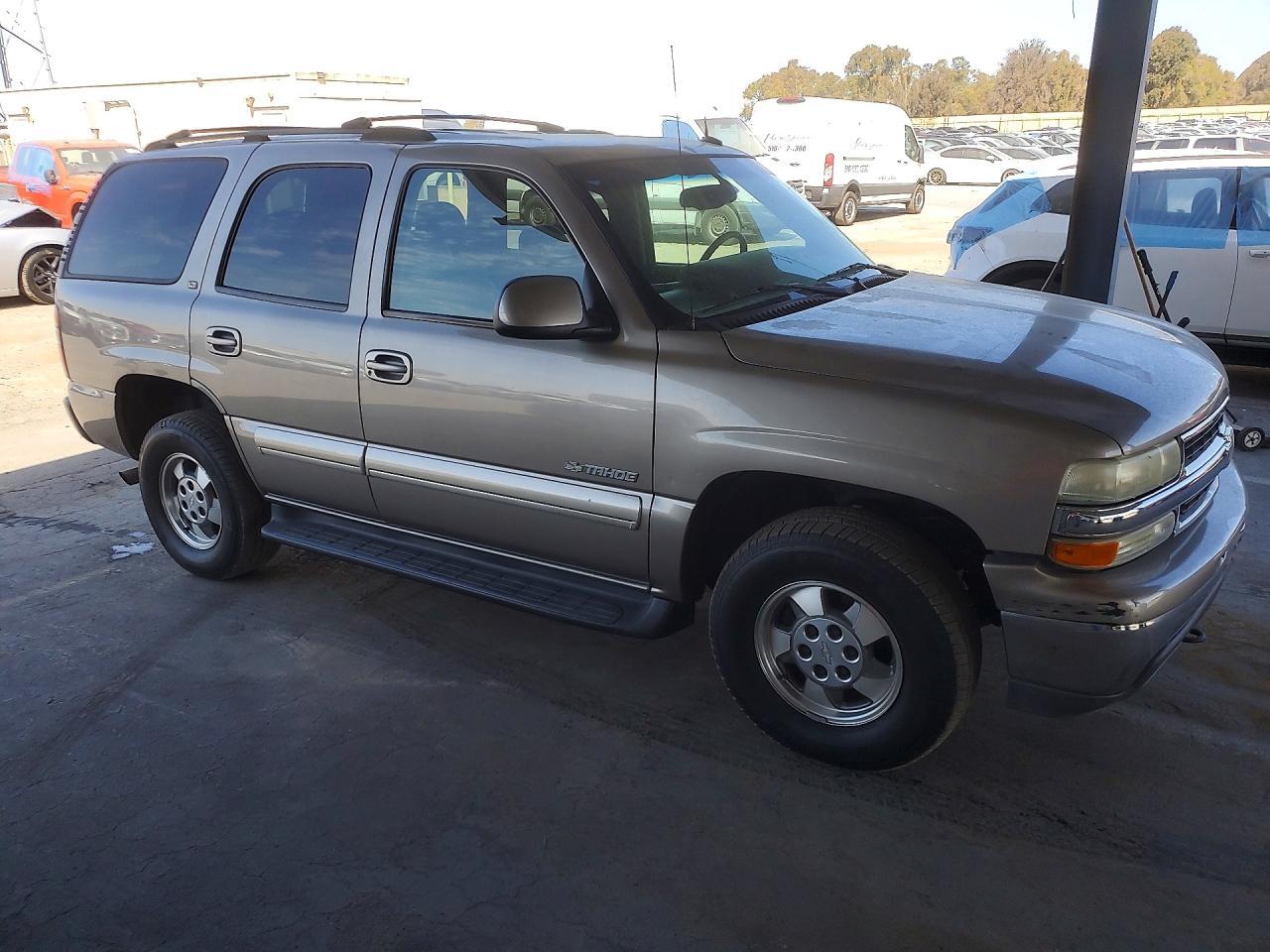 2003 CHEVROLET TAHOE K1500 — Фото 4 из 13