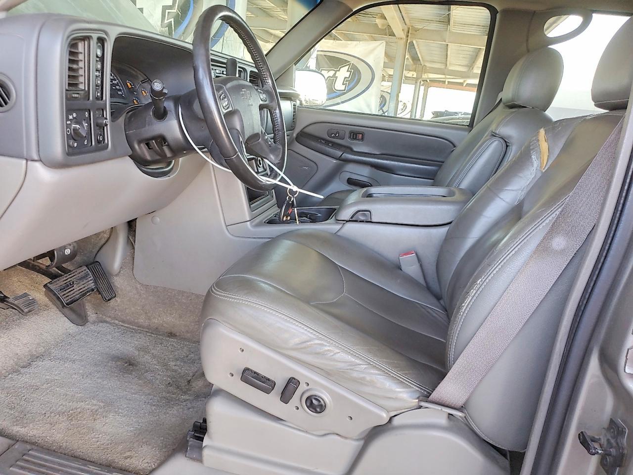 2003 CHEVROLET TAHOE K1500 — Фото 7 из 13