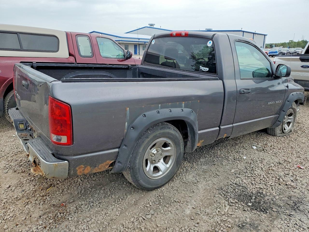 2003 DODGE RAM 1500 ST — Фото 3 из 12