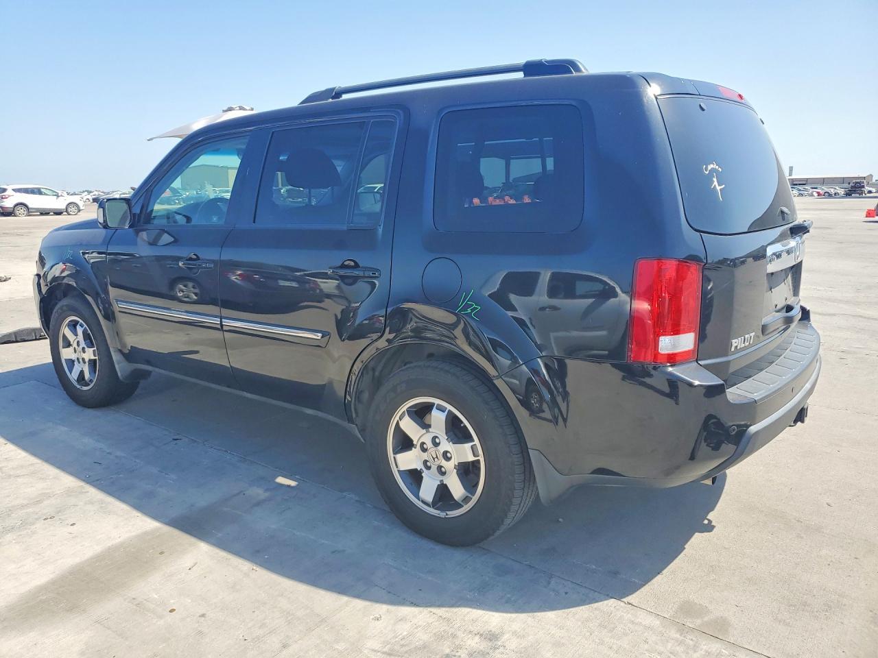 2009 HONDA PILOT TOURING — Фото 2 из 13